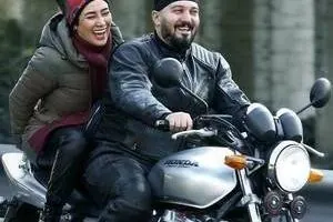 کامبیز دیرباز و بهاره افشاری