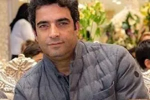 منوچهر هادی