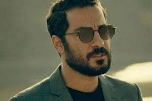 نوید محمدزاده