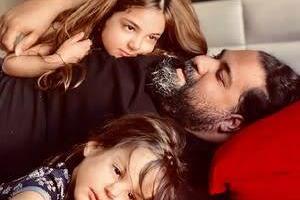 رضا صادقی و دخترانش