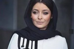 ساره بیات
