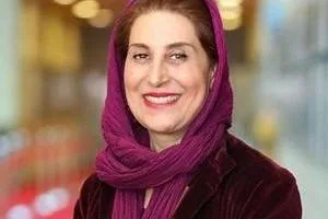 فاطمه معتمد آریا