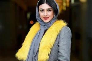 آزاده صمدی