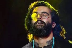 کد پیشواز هوروش بند