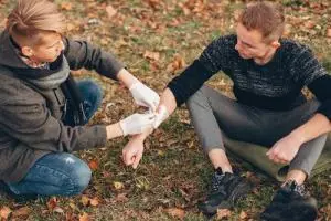 کمک های اولیه دررفتگی