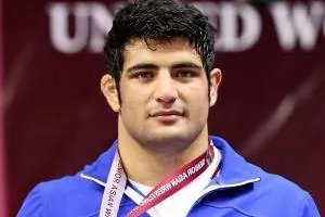 علیرضا کریمی