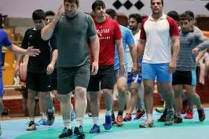تیم ملی کشتی آزاد برای جهانی