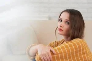 تخریب اعتماد به نفس