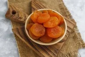 خواص زردآلوی خشک