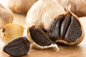 خواص سیر سیاه
