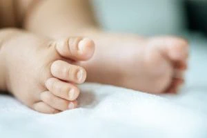 تولد نوزاد از رحم زن مرده 