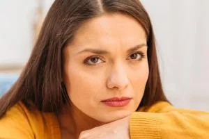 پنهان کاری از همسر