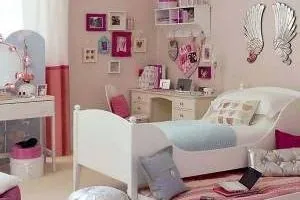 اتاق دخترانه