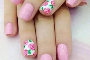 طراحی ناخن