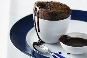 سوفله شکلات با گاتاش