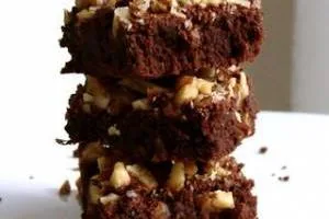 براونی گردویی