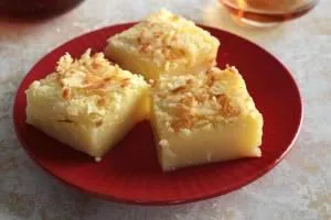کیک برنج نارگیلی