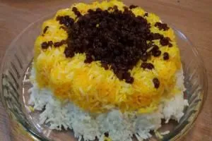 کشمش پلو