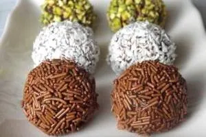 شکلات توپی برزیلی