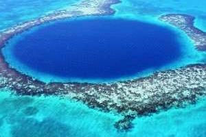 زیباترین چاله های آبی جهان