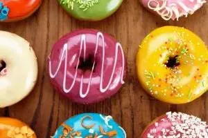طرز تهیه دونات خانگی با شهد مخصوص