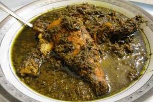 خورش مرغ ترش