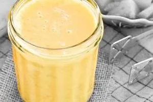 اسموتی وانیلی موز و آناناس