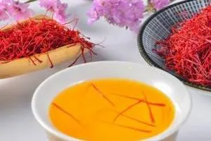 دمنوش زعفرانی