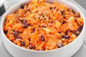 سالاد هویج و آناناس