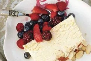 دسر سمیفردو (Semifreddo)
