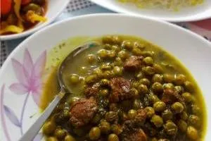 خورش نخود سبز