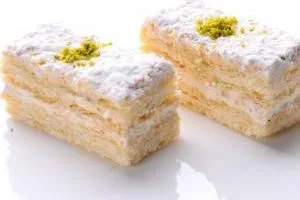 شیرینی ناپلئونی