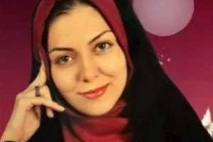 آزاده نامداری 