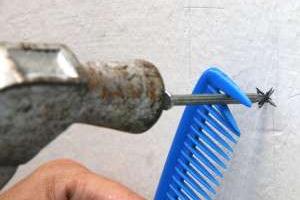 ثابت کردن میخ