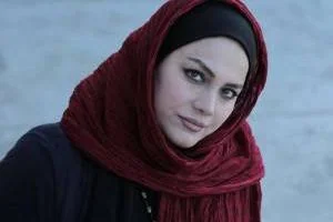 نرگس آبیار
