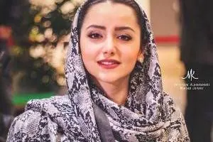 نازنین بیاتی 