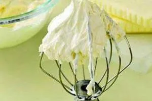 کِرم فِرش(Crème fraiche)