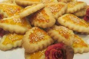 شیرینی نان چایی