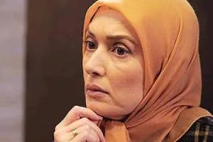 آتنه فقیه نصیری