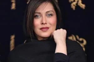 عیادت مهتاب کرامتی
