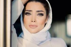 تینا آخوندتبار