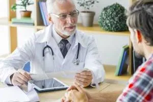 متخصص طب فیزیکی
