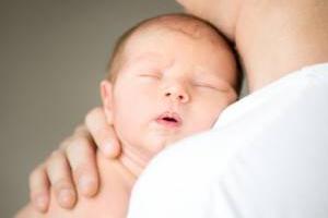 ضد آفتاب نوزاد