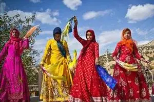 آداب و رسوم شهرستان دورود
