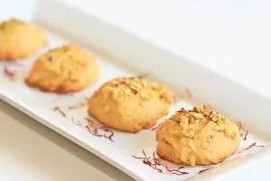 شیرینی زعفرانی