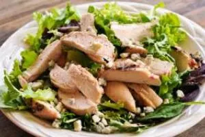 خوراک مرغ و اسفناج