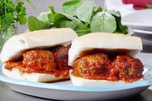 کوفته ساندویچی