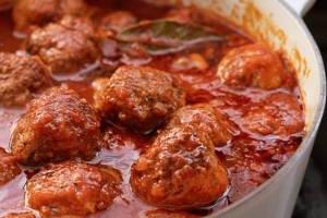 طرز تهیه قرمزه نخودچی اصفهان