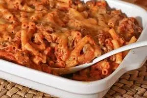 پاستای پنیر با بوقلمون (Mac and Cheese)