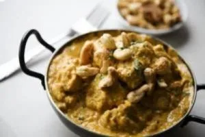 خورشت مرغ با ماست
